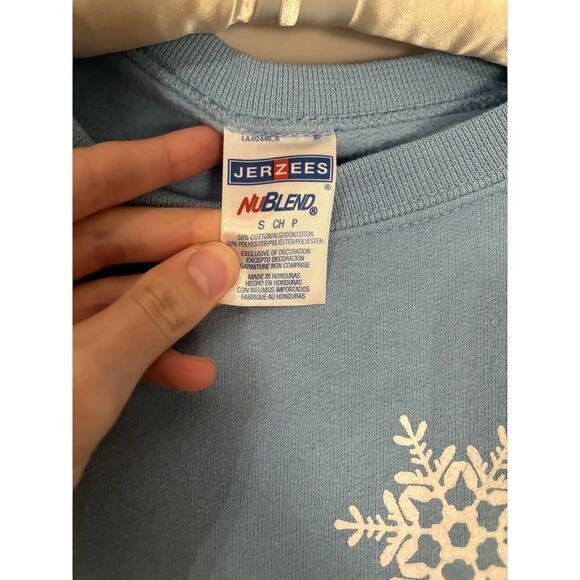 Vintage Crewneck Snowflakes and Cat with Scarf Small - Picture 2 of 3